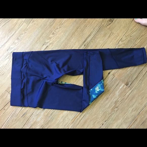 Reversible Under Armour leggings - Picture 5 of 7